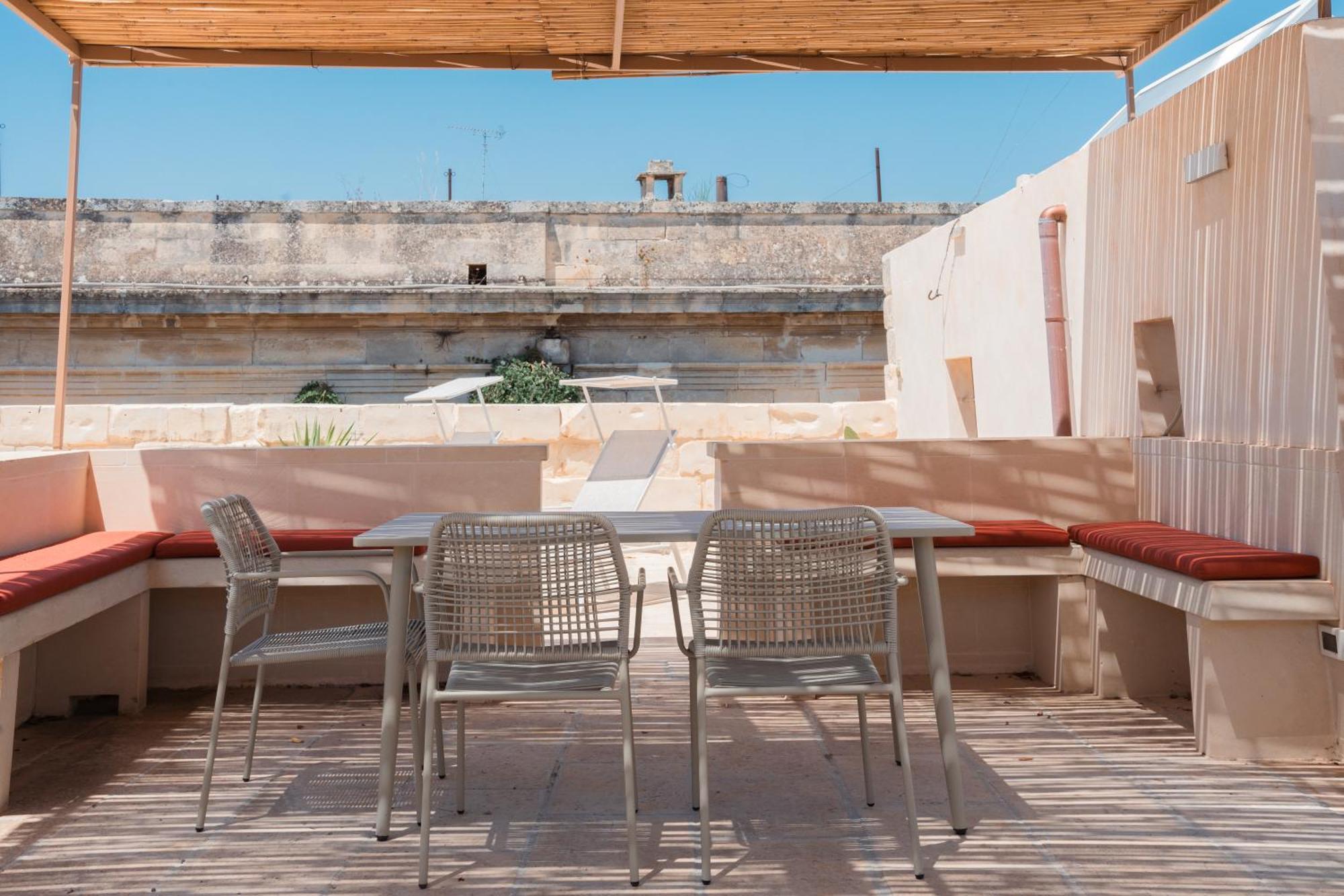 Lotus & Rooftop By Colibri Lecce