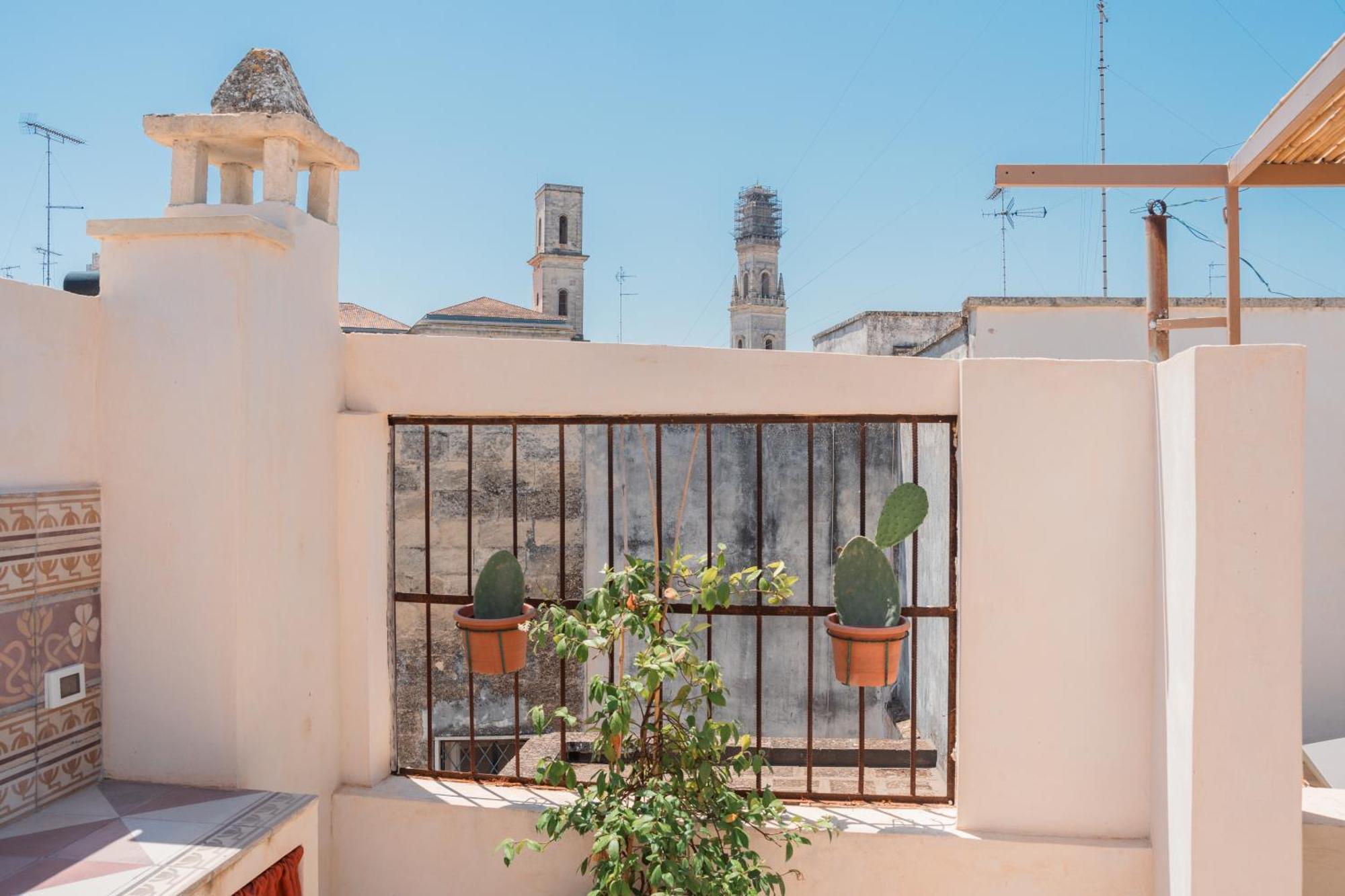 Lotus & Rooftop By Colibri Apartment Lecce